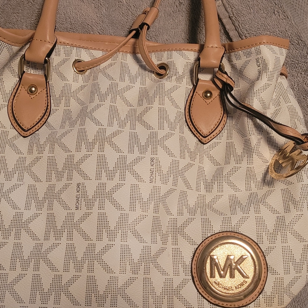 Large ladies designer purse